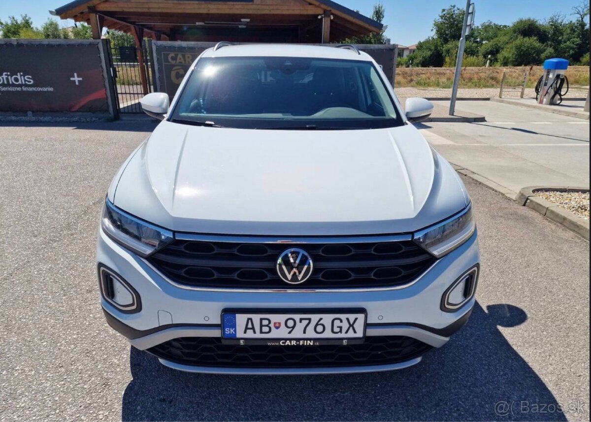 Volkswagen T-Roc 1.5 TSI Move DSG - 3