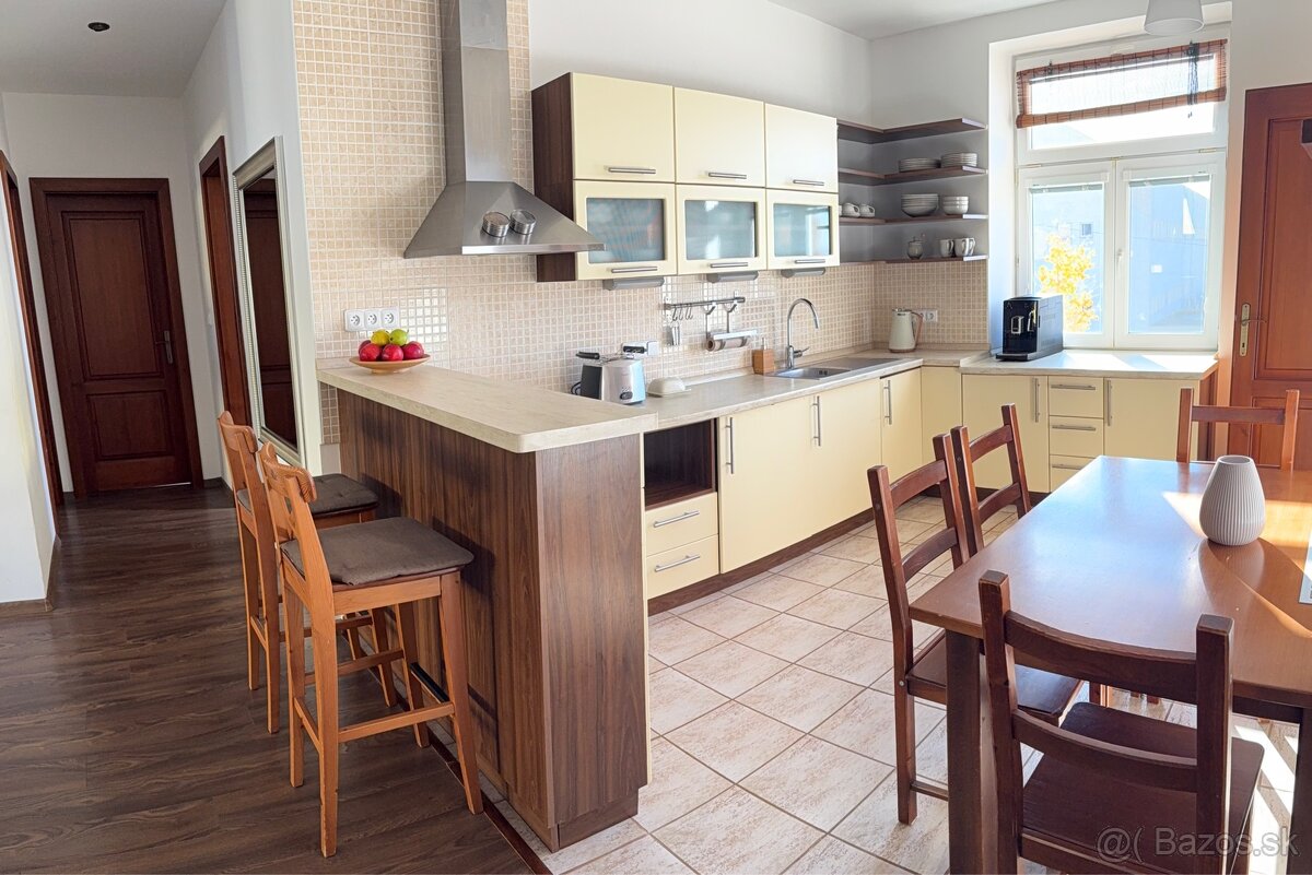 Jedinečný 3 izbový byt Staré Mesto 115m2 - 3