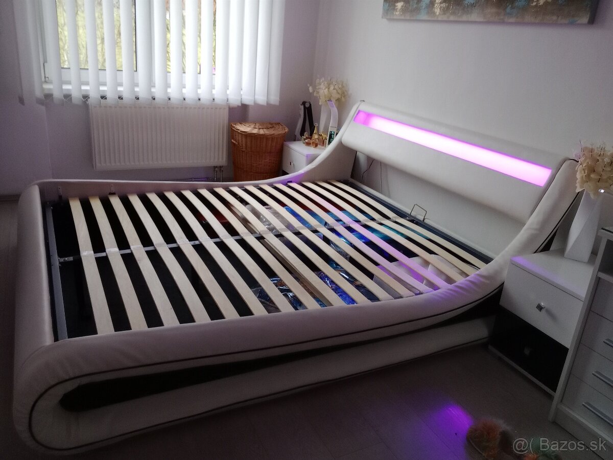 Manželská posteľ - 3