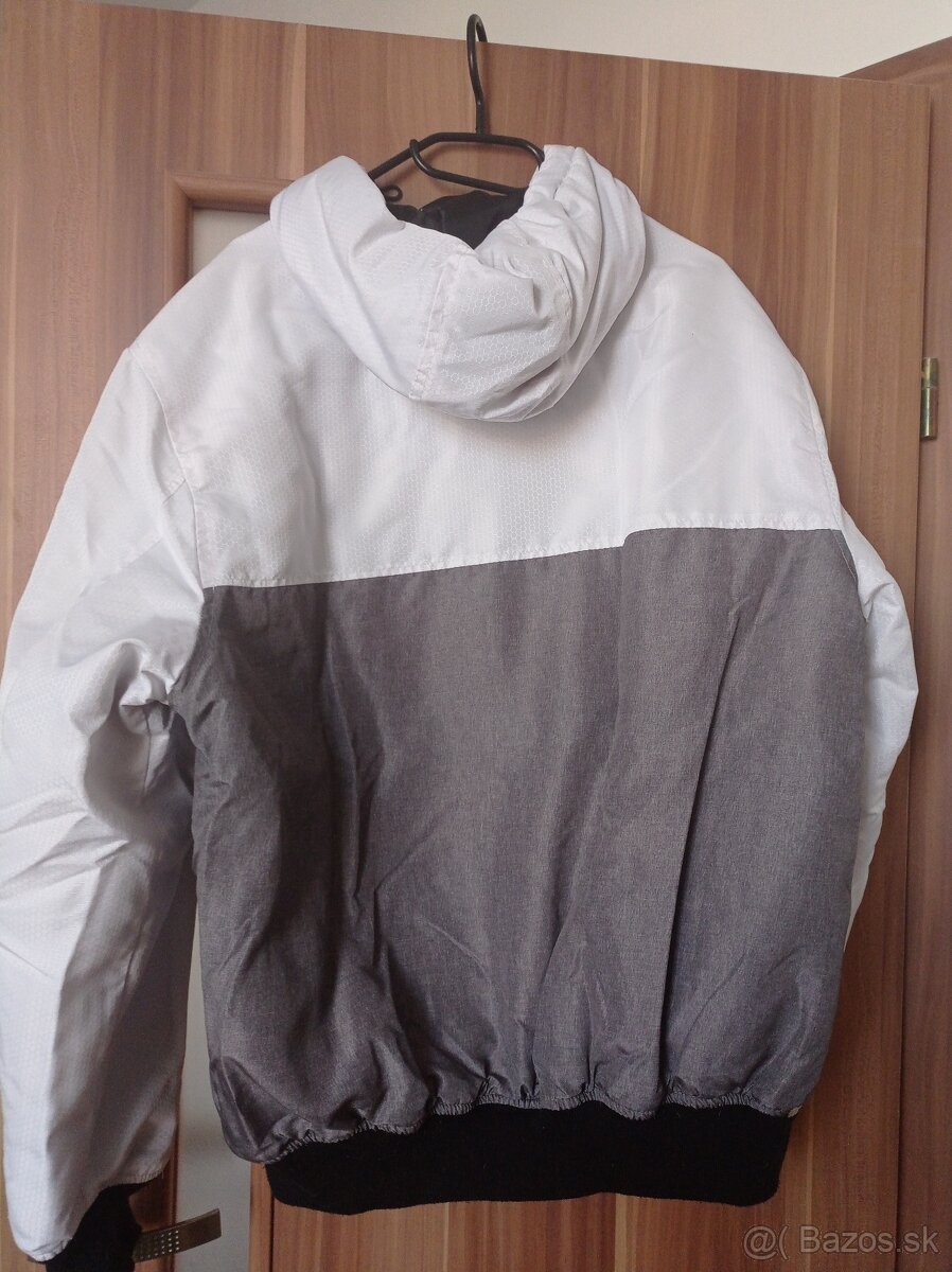 Predám 4 zimné bundy - 3