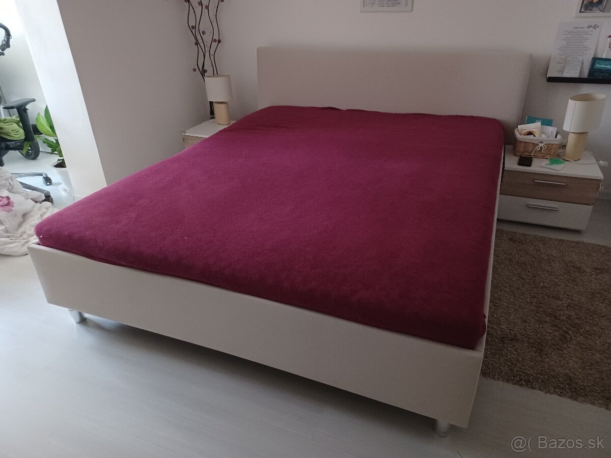 Manželská posteľ 200x160cm - 3