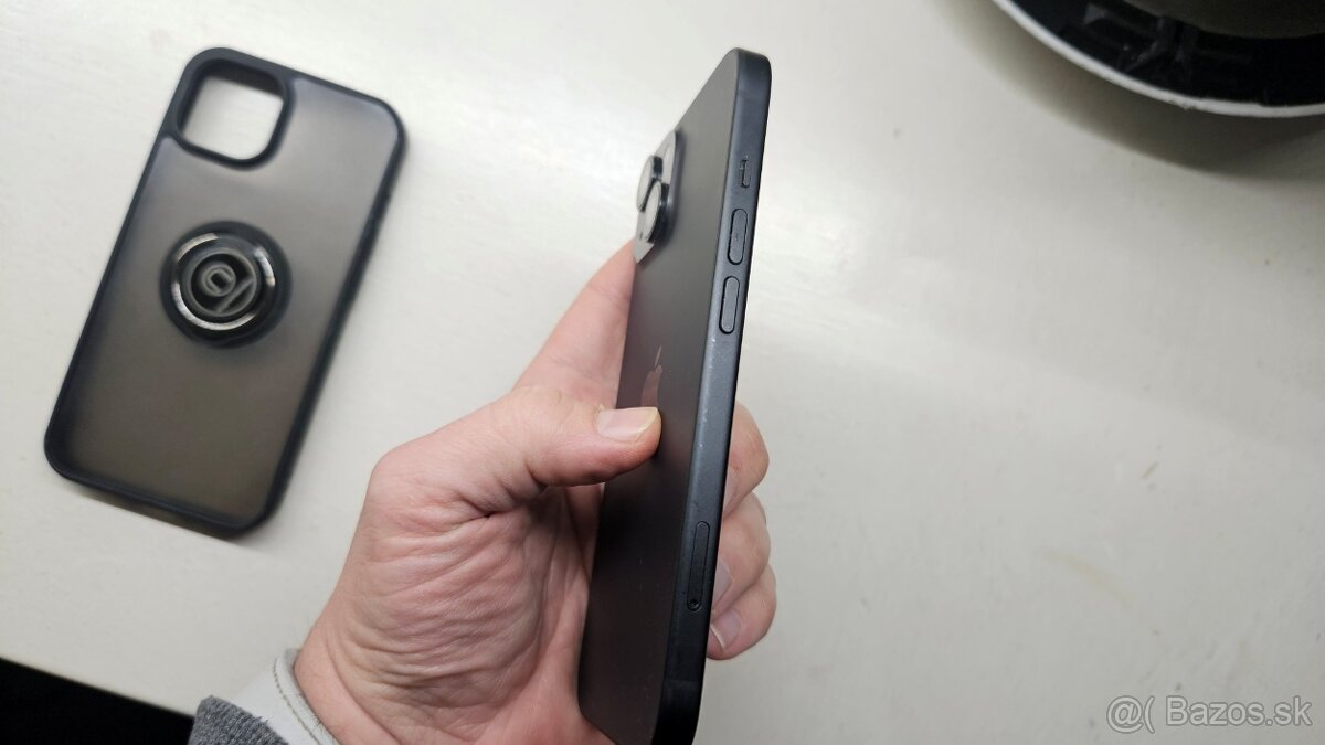 Apple iPhone 15 tmavý 256GB - aj vymením - 3