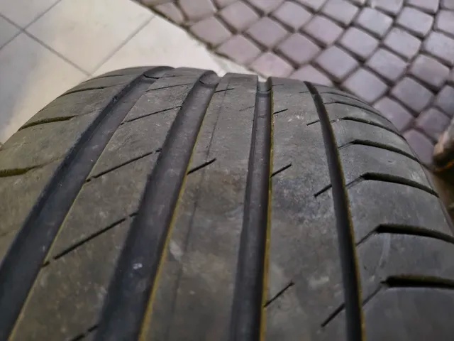 Elektróny + pneu. Bmw 5x120 R19. - 3