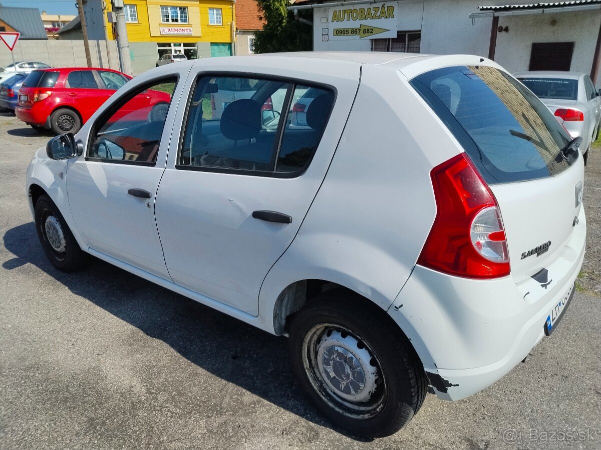 Dacia Sandero 1.4MPi, 55 kW, 2010 - 3
