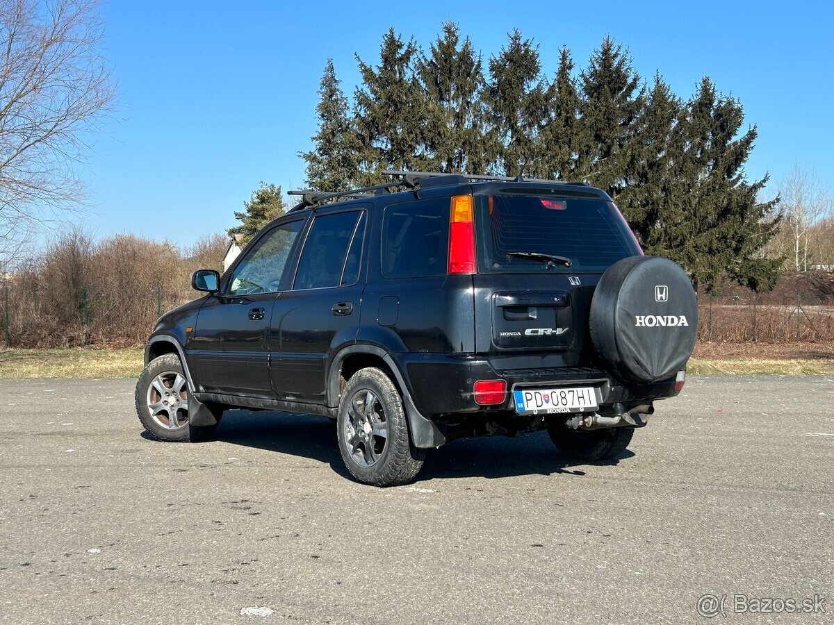 Honda CR-V 2.0i 108 kW 4x4 - 3