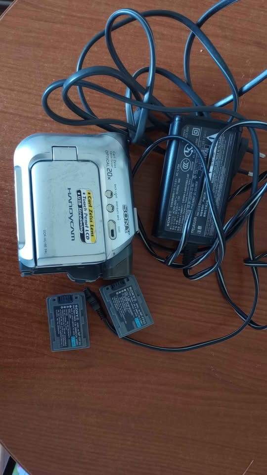 predam dvd,kamera na náhradné diely - 3