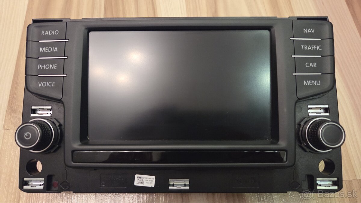 Rádio Display + rámik Golf GTI / GTD - 3