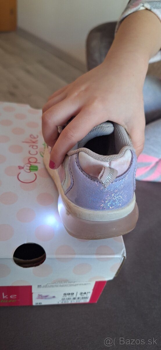 Tenisky Elza svietiace veľ.26 - 3