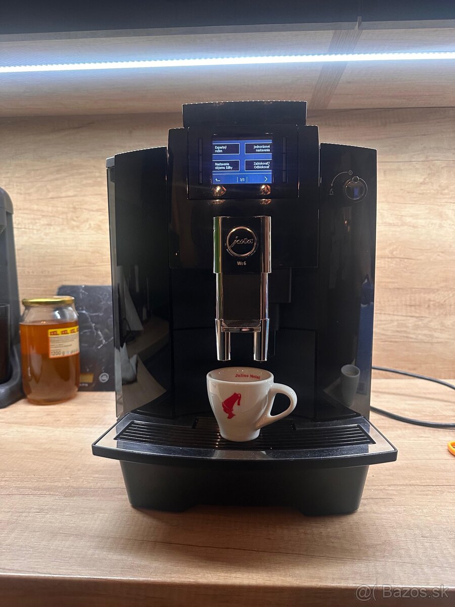 Kávovar JURA WE6 - 3
