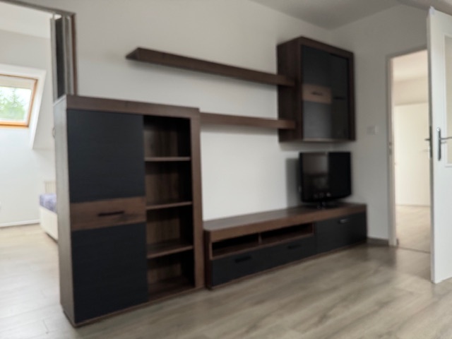 Dám do prenájmu 4 izbový - 3