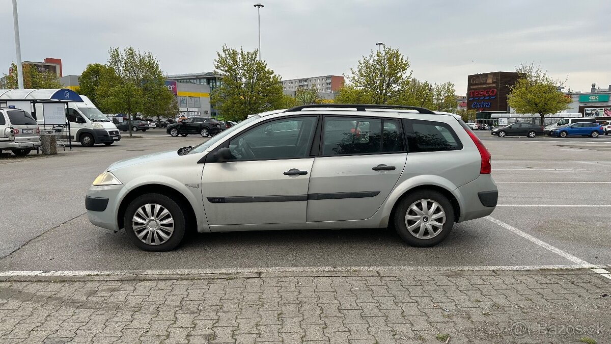 RENAULT MEGANE COMBI - 3