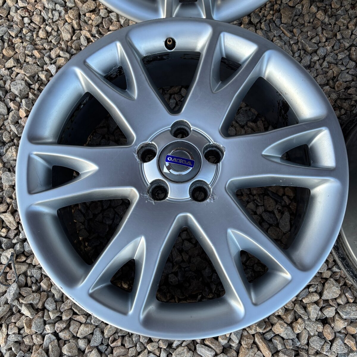 alu disky VOLVO 5x108 r18 - 3