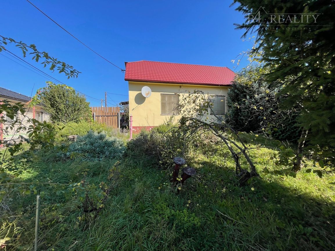 Rodinný dom s pozemkom 378 m2, Žilinská ul., Trenčianska Tep - 3