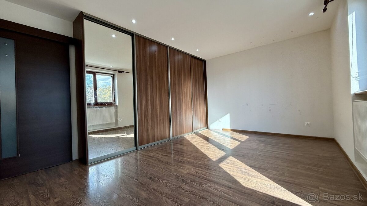 Priestranný byt v Beluši - 3