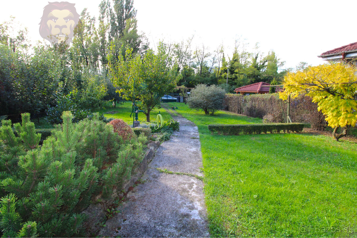 NA PREDAJ - Pozemok s chatkou neďaleko Sĺňavy - 3