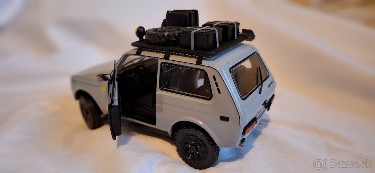Lada niva 1/18 solido - 3