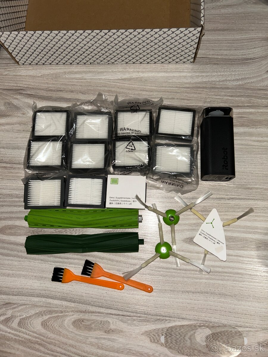 Robotický vysávač iRobot Roomba i7 - 3