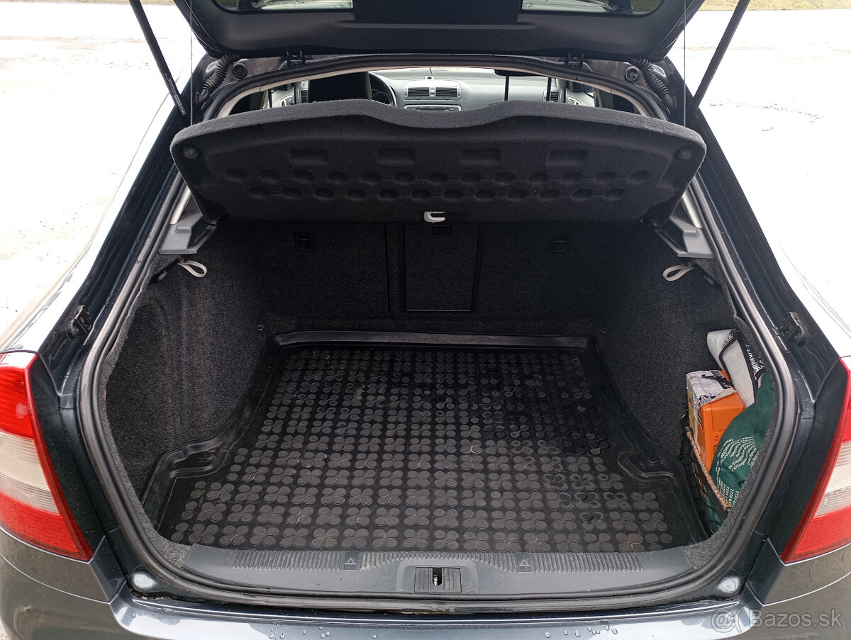 Predám Škoda Octavia 2 Facelift, 2.0 TDI 103kw, CFHC - 3