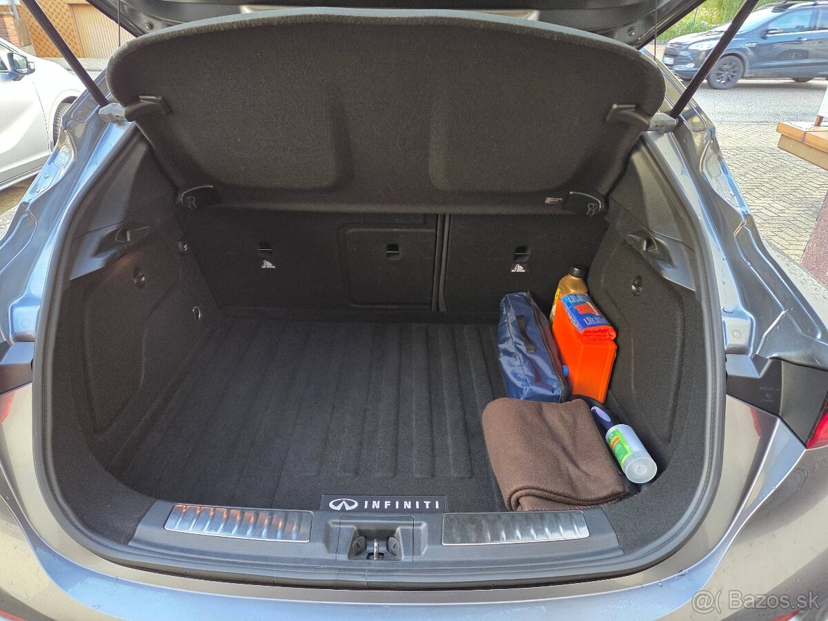 INFINITI Q30S, 19700€, 60500km - 3