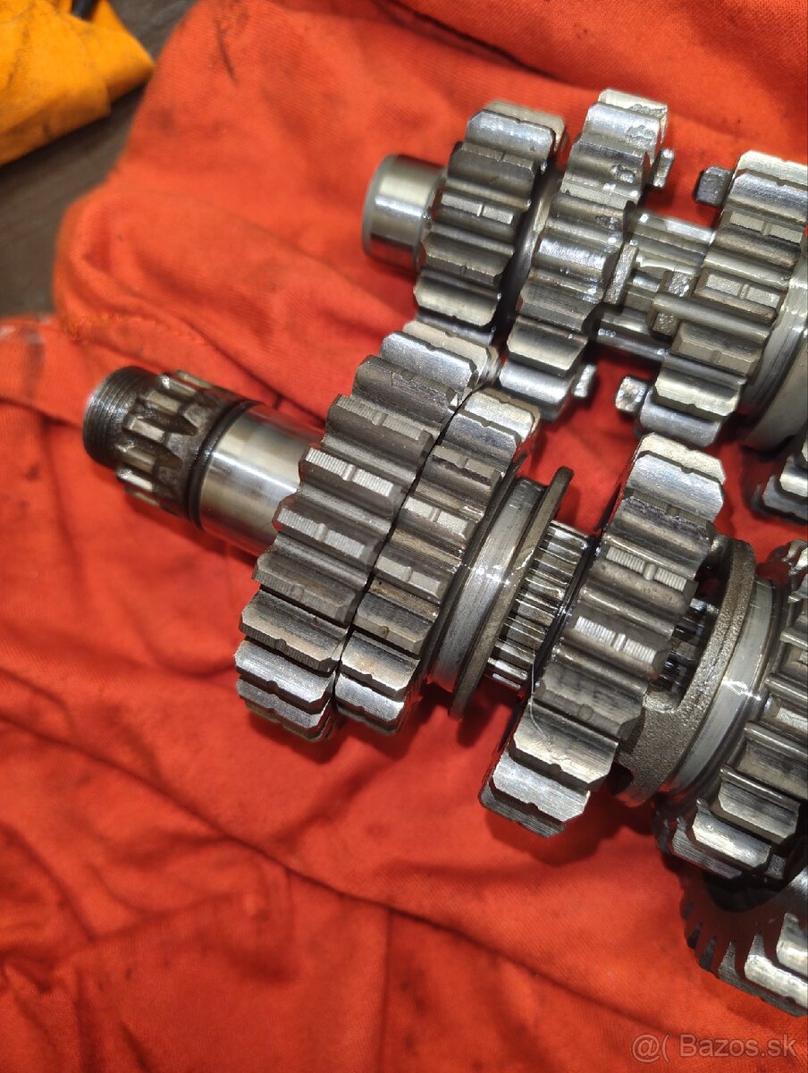 Predám prevodovku Yamaha wr400f - 3