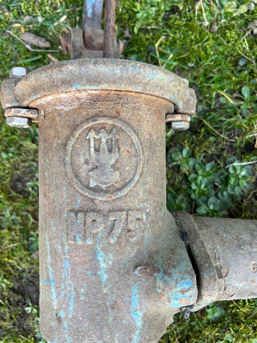 Ručná pumpa na vodu - 3