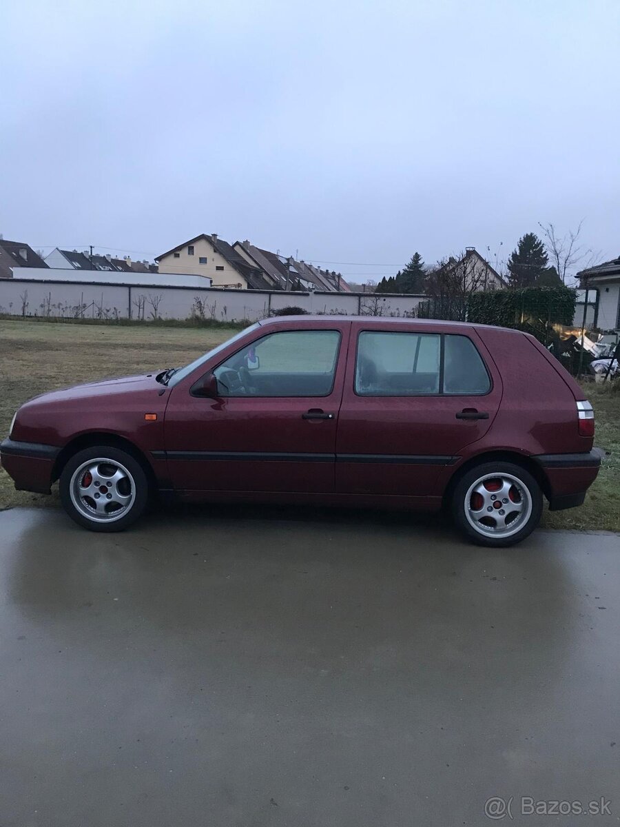 Volkswagen golf 1,6 74 kW 95 ročník top stav❗️❗️❗️ - 3