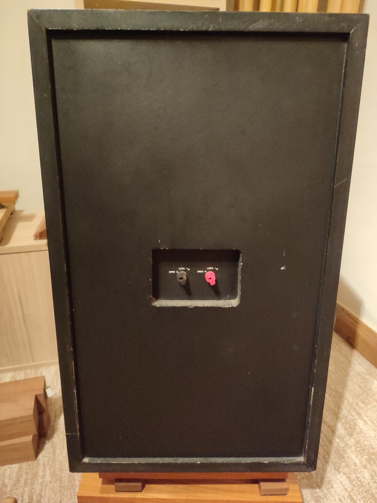 JBL L 166 - 3