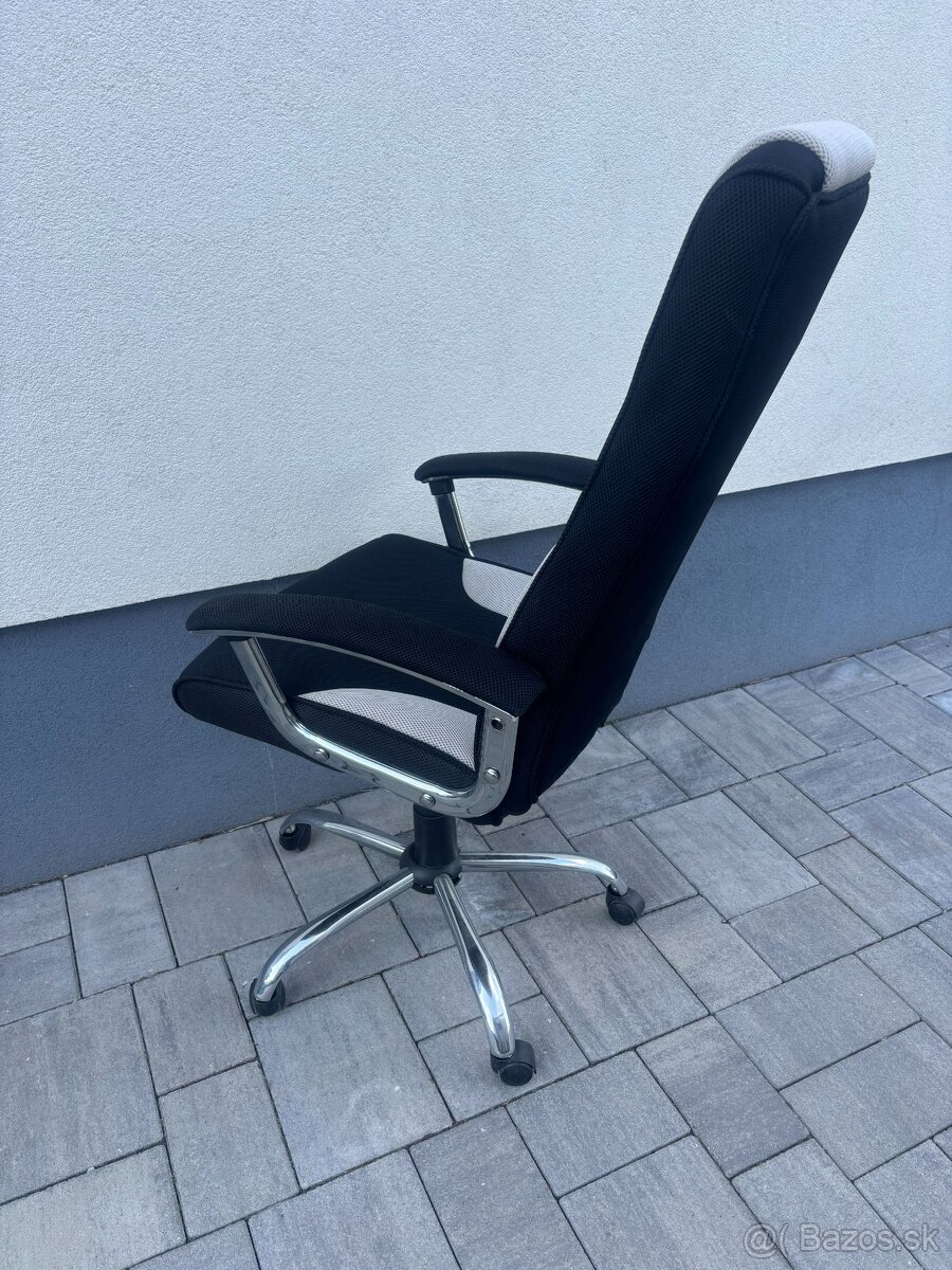 Kancelárske kreslo - 3