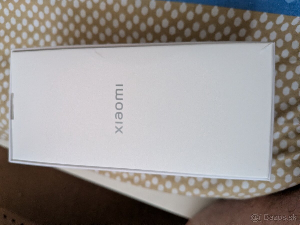 Predám mobilný telefón - 3