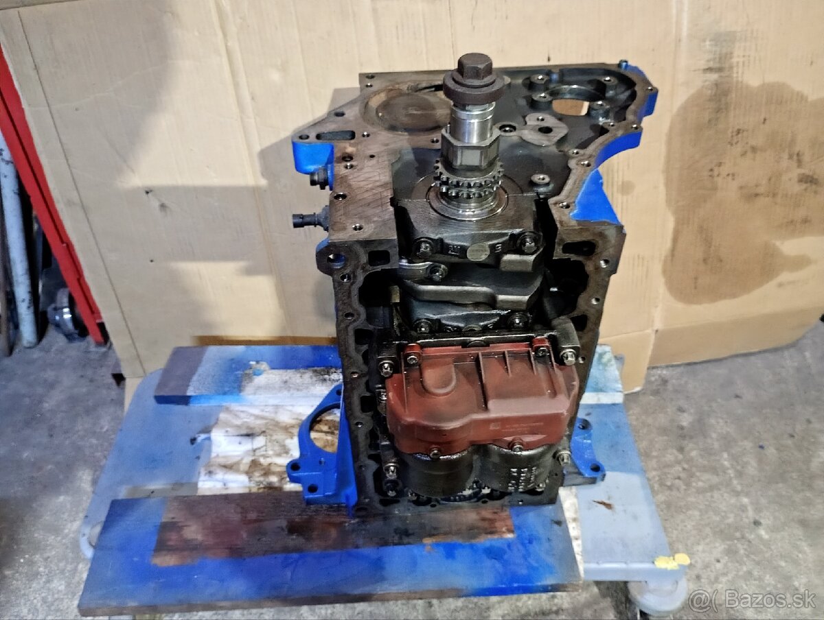 Blok motora frontera 2.2 dti - 3