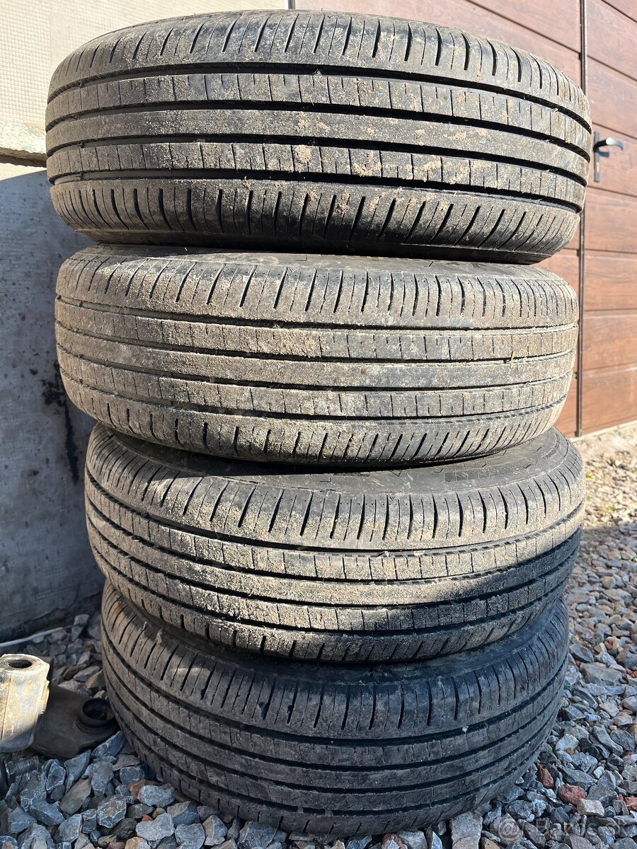 185/65 R15 letné Triangle komplet sada - 3