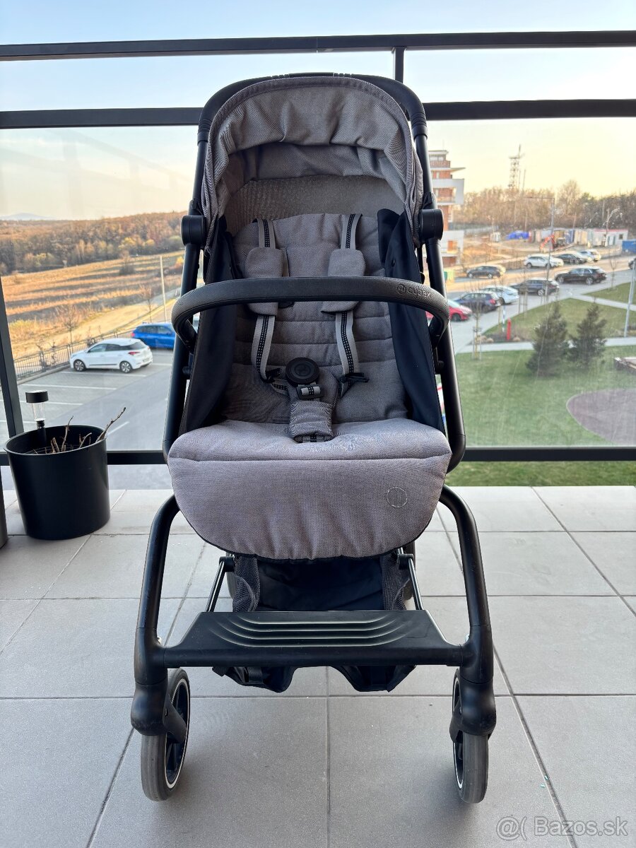 Cybex Eezy S2+ - 3