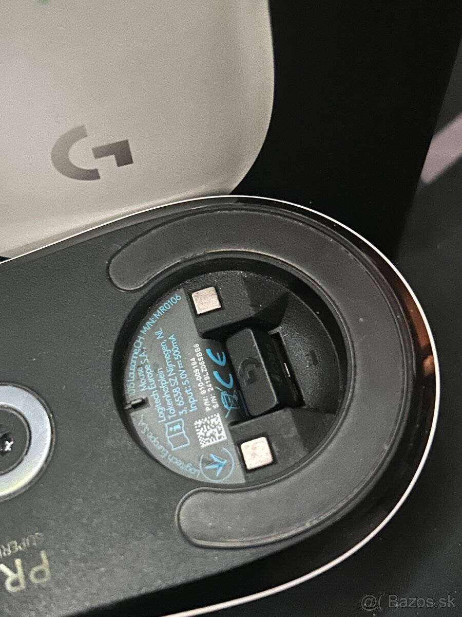 Logitech PRO Superlight - 3