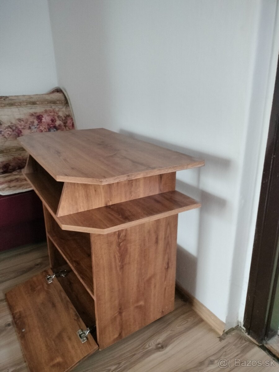 Stolik pod TV - 3