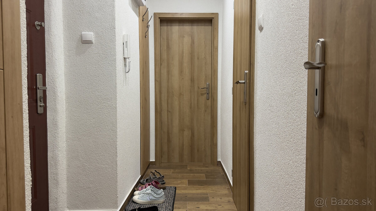TOP PONUKA - Na predaj: 2i byt po rekonštrukcii Valaská - 3