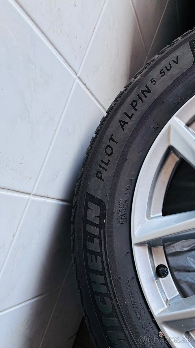 Michelin pilot alpin 235/60R18 - 3