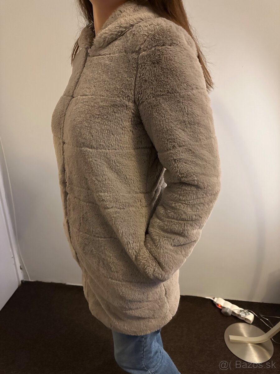 Predám dámske kabáty - 3