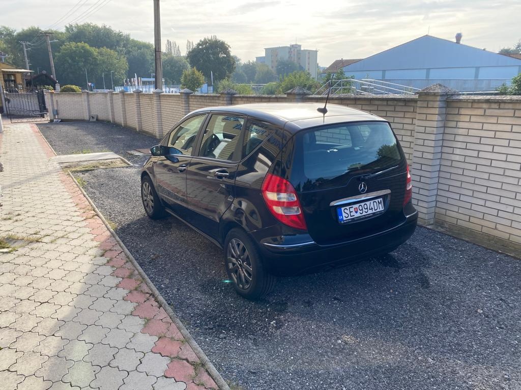 Mercedes-Benz A - 3
