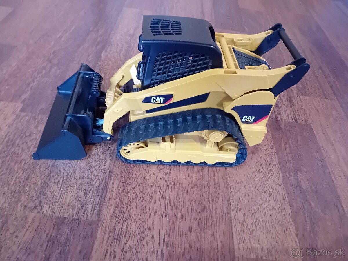 Bruder caterpillar - 3