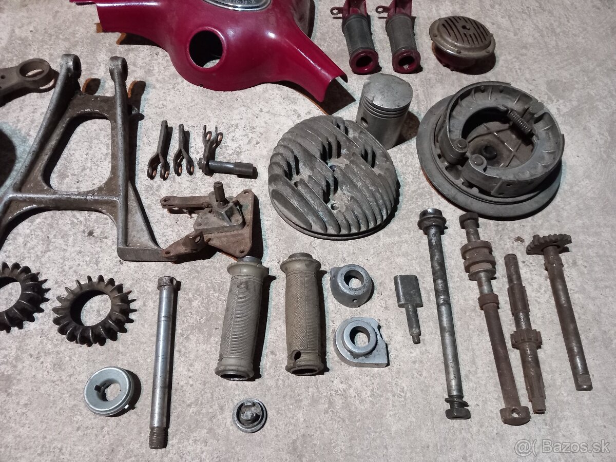 Jawa 250 perák, kývačka, panelka - 3