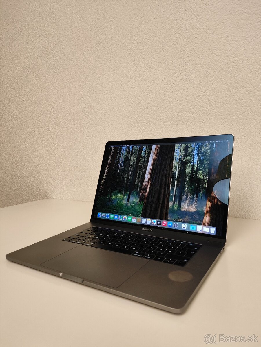 MacBook Pro 2018 A1990 | 16GB | 256GB - 3
