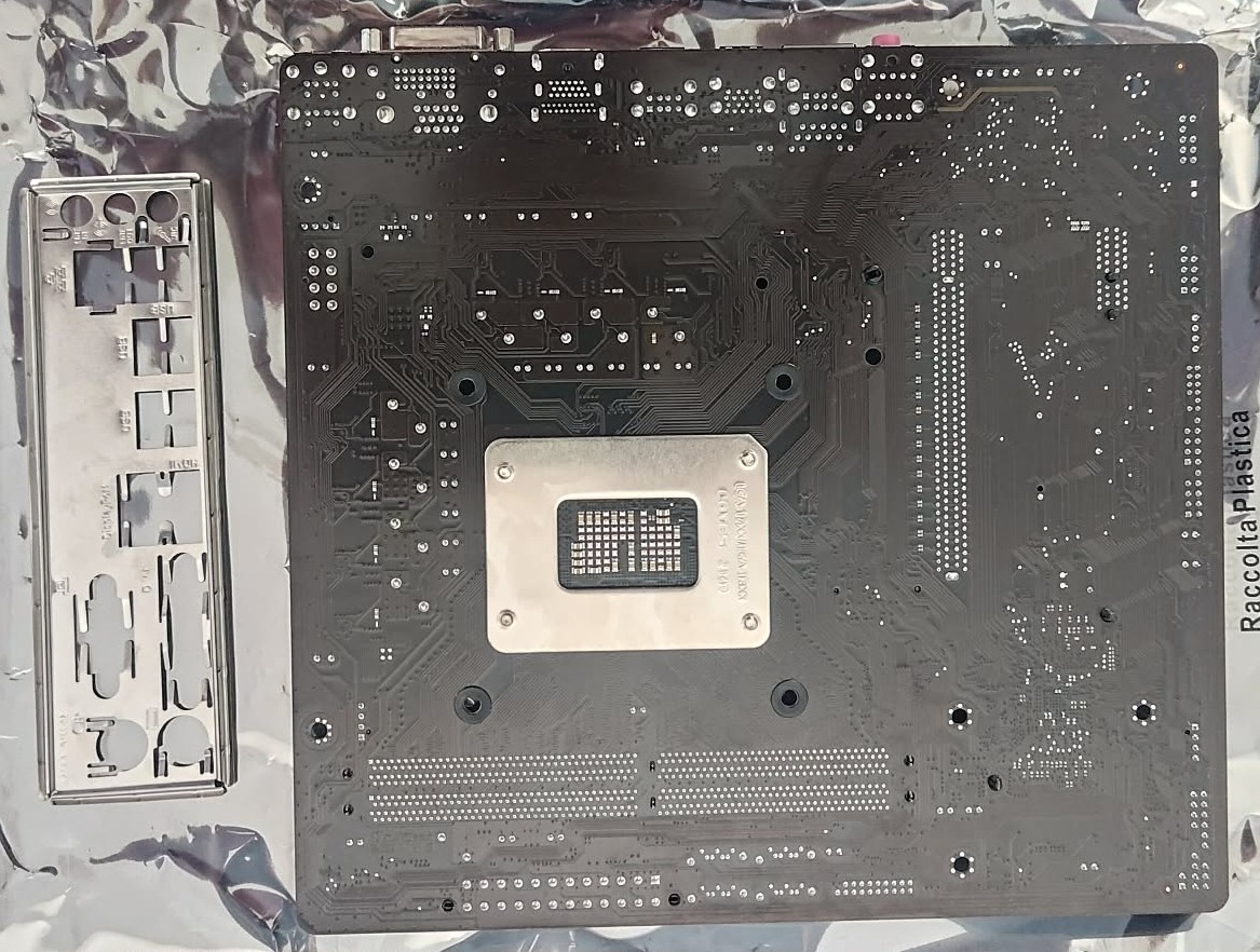 GIGABYTE H610M S2H DDR4 - 3