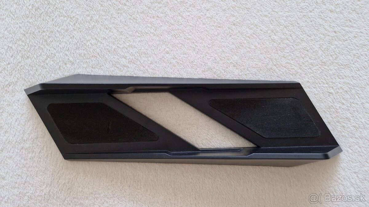 PS4 FAT: Speedlink podstavec - 3