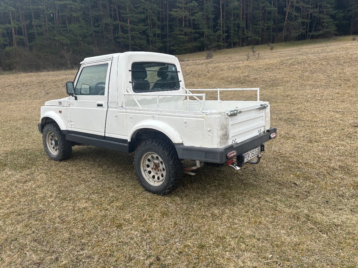 Suzuki Samurai Long - 3