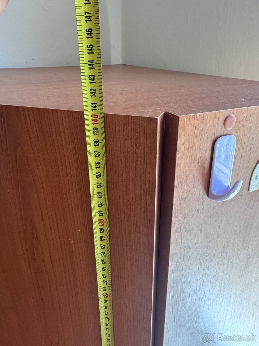 Rohova Skriňa 140,5cm - 3