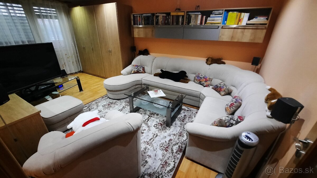 Na predaj 3-izbový byt - 3