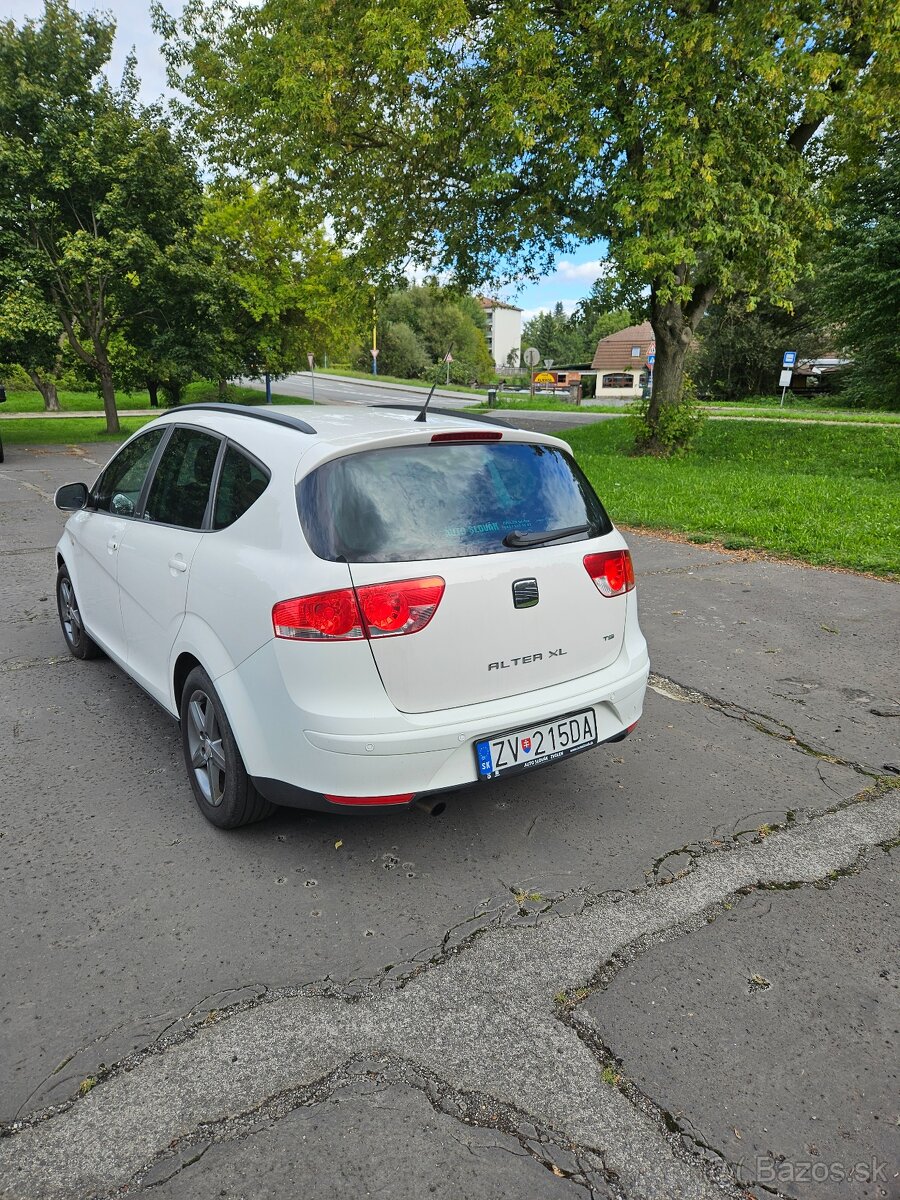 Výborné rodinné auto na predaj - 3