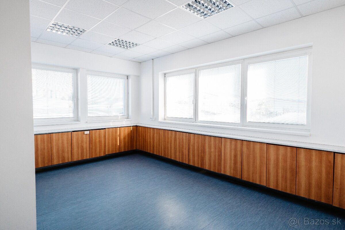 Na prenájom 4 kancelárske priestory v súkromnom areáli - 3