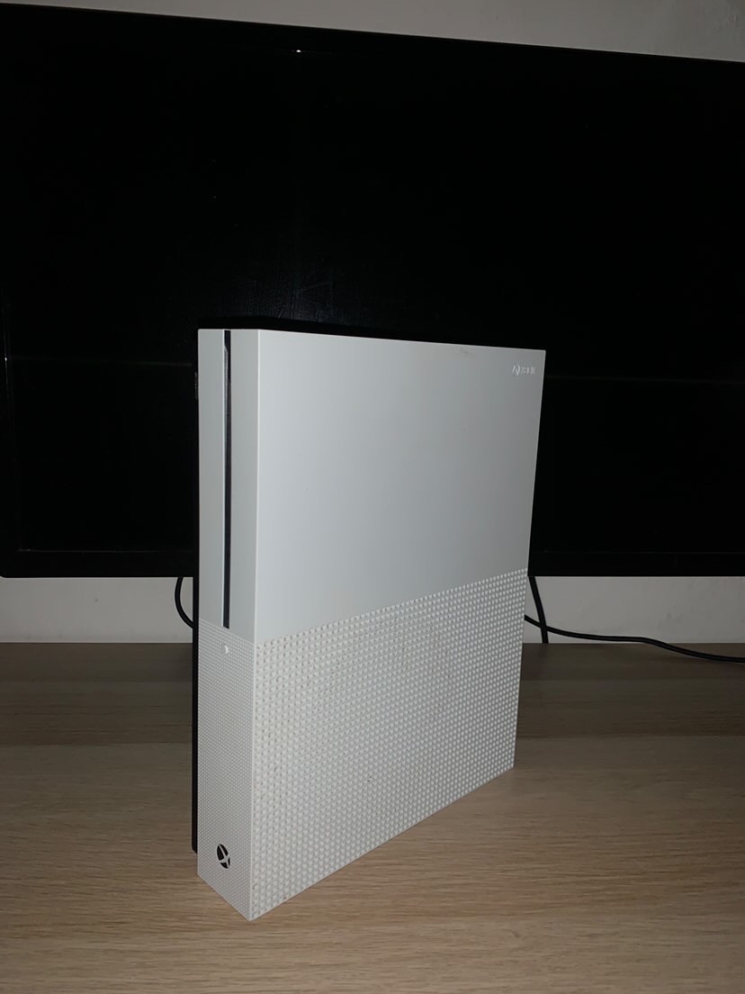 Xbox one s - 3
