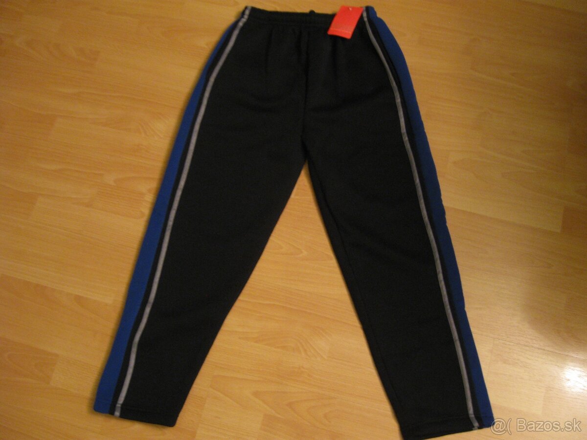 CIERNOMODRE TEPLAKY - 3